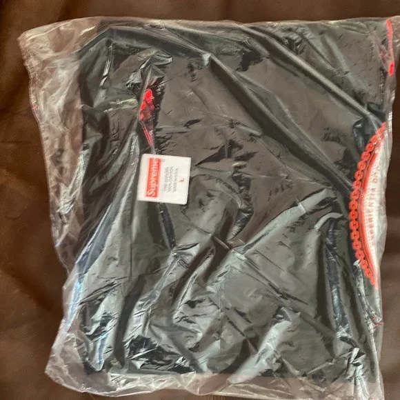 Experientia Tee - Picture 2 of 4